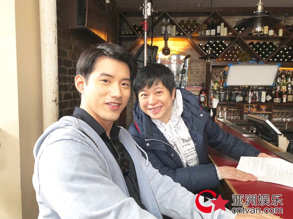 电影《六月的秘密》深圳开机 郭富城苗苗力挺新锐导演王暘