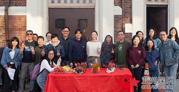 电影《六月的秘密》深圳开机 郭富城苗苗力挺新锐导演王暘