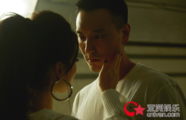 蔡诗芸Dizzy Dizzo新单《Copthorne Kings》mv发布 王阳明助阵出演大胆调情 - MV - 亚洲娱乐网-传递时尚娱乐生活新资讯