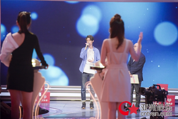 遇到爱哭的女生怎么办？《非诚勿扰》孟非、黄澜为你支招 - 综艺星天地 - 亚洲娱乐网-传递时尚娱乐生活新资讯