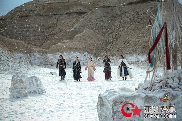 《莽荒纪》再现上古妖兽 刘恺威王鸥血战龙鲸大妖险象环生