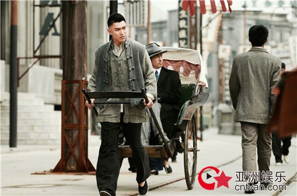 《爱国者》收视口碑双丰收 “神辅助”孟召重花式圈粉