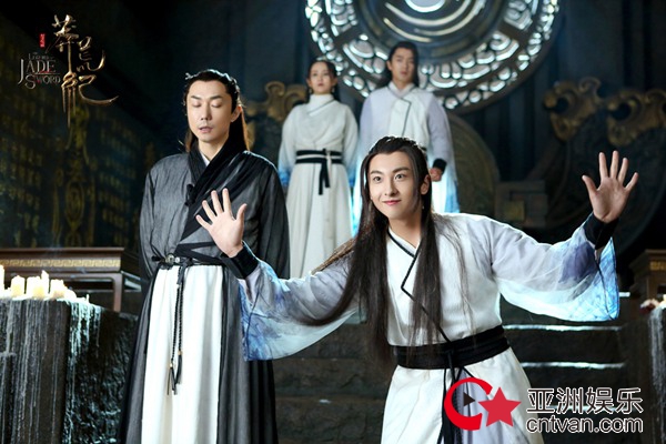 《莽荒纪》特辑 牛骏峰“母胎solo” 助攻刘恺威王鸥感情之路