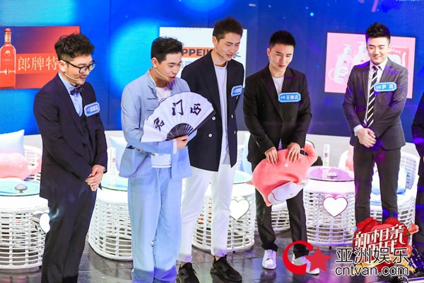 《新相亲时代》本季收官孟非谈自我成长 带父母相亲新模式“改变大众相亲认知” - 综艺 - 亚洲娱乐网-传递时尚娱乐生活新资讯