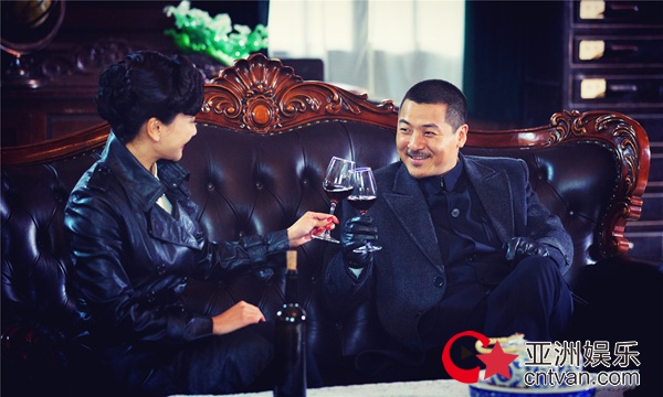 齐奎《烽火连城决》一人饰三角 演技担当玩分裂 - 内地荧屏 - 亚洲娱乐网-传递时尚娱乐生活新资讯