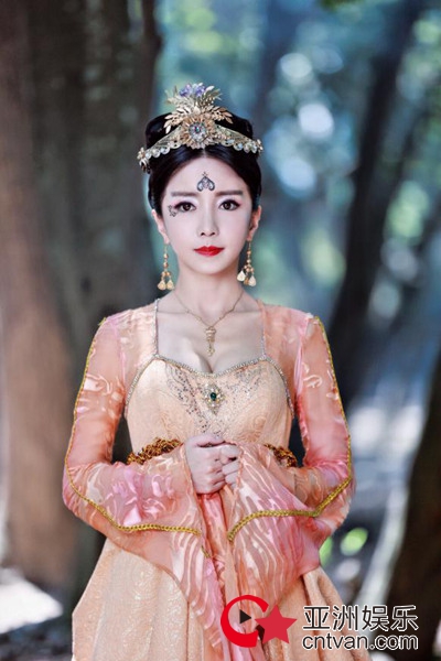 马梦乔《素手遮天》火速破亿 逗趣表情包自黑满分