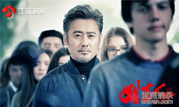 《猎毒人》制霸暑期档！口碑好剧竟是这样反套路的啊……