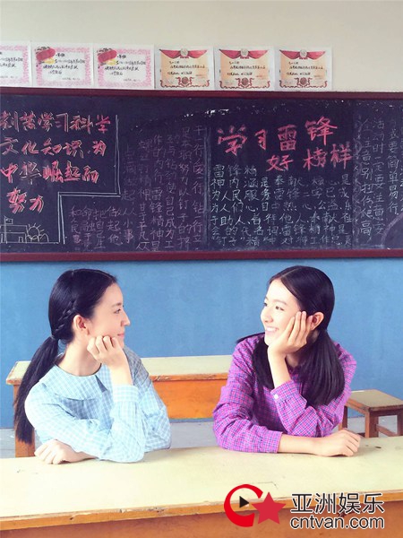 《灵与肉》央八热播 罗莉娜抒写纯真同窗情