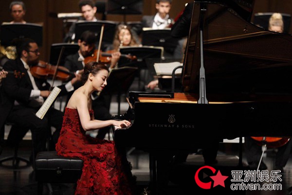钢琴女神印芝回故乡常州庆生 音乐会巡演接近尾声