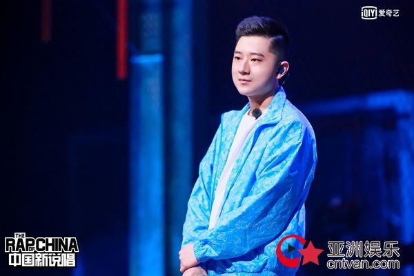 《中国新说唱》1V1对决战胜负难判 网友提议节目改名：中国好难选