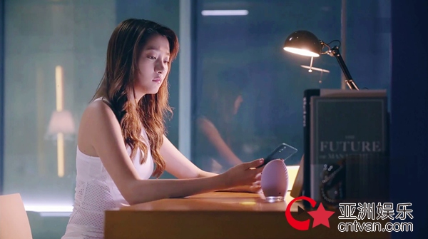 《甜蜜暴击》首播收视斩第一 FOREO现身剧中贴心守护