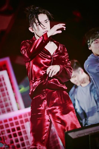 KINJAZ大神Franklin为易烊千玺编舞，易燃装置燃炸TFBOYS五周年演唱会