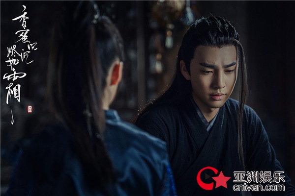 《香蜜沉沉烬如霜》狗粮告急 杨紫为救邓伦甘愿不辨颜色