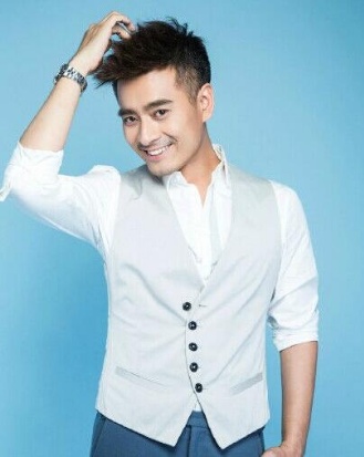 他是六小龄童的“大徒弟” 演技不输胡歌 妻子竟是她