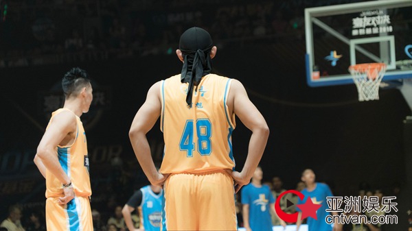 黄旭生日新歌首发  以爱之名助力慈善公益