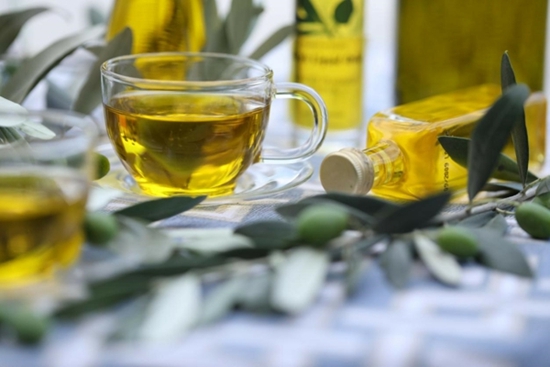 PP视频《寻味中国》深入甘肃陇南 揭秘“液体黄金”橄榄油