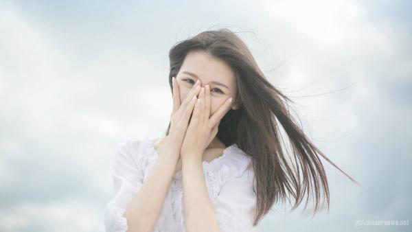 每天早上我和闹钟们 教你如何叫女友起床