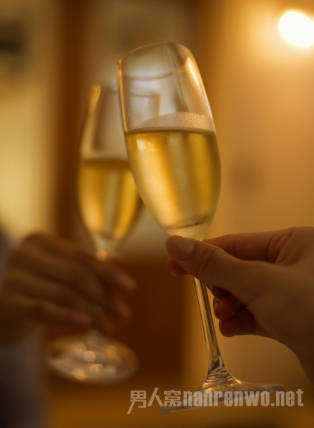 喝酒的最高境界 喝酒有分寸感是最高的修养