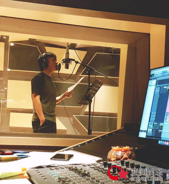 苟瀚中《可能我还爱你》留言虐心版视频上线 愿为黑暗中的你照亮一丝微光