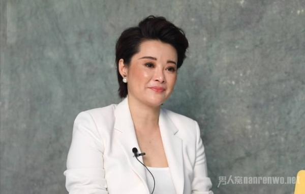 袁立炮轰李冰冰原因，原来这般用心良苦