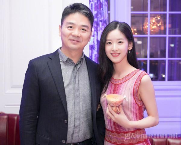 章泽天素颜丑照曝光 原来这才是奶茶妹妹的“真面目”