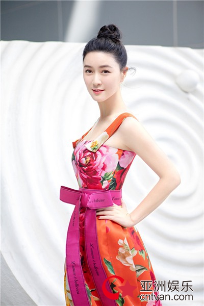 花样戏骨田海蓉现身秋季推介会 新作《正阳门下小女人》开播在即