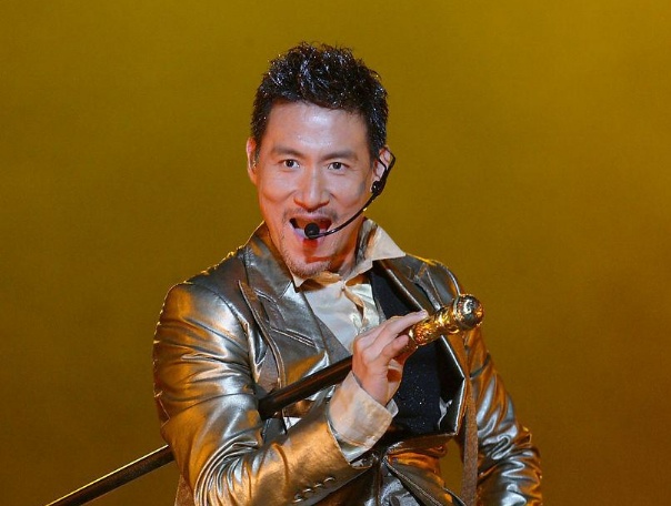 他如何担得起天王张学友助理？看到他的身份背景 网友沉默了