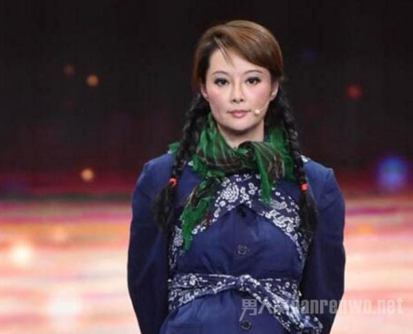 袁立微博炮轰李冰冰，原来两人还有这样的积怨