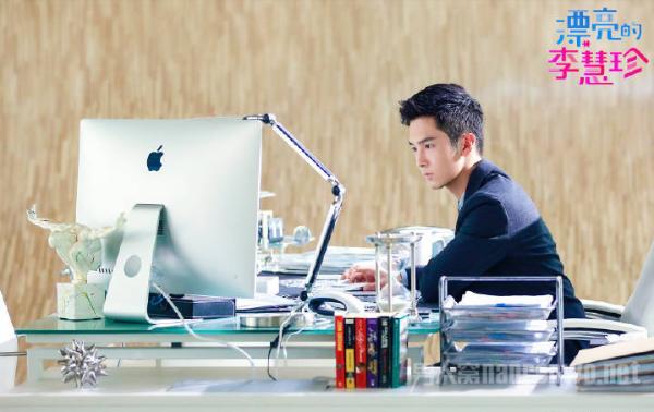 盛一伦评迪丽热巴 回顾《漂亮的李慧珍》中温暖情话