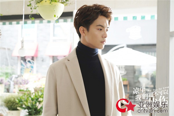 《凉生，我们可不可以不忧伤》剧组亮相“快本” 钟汉良马天宇孙怡化身“时尚大咖”