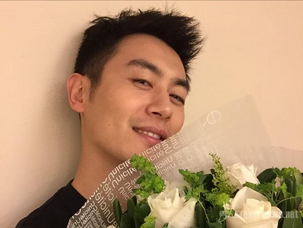 朱亚文老婆长这样，看她如何掳获男神心