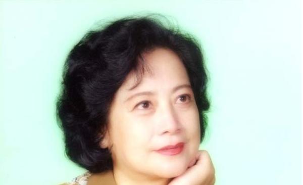 她被誉为《西游记》中“最美观世音”已过古稀之年气质不减当年