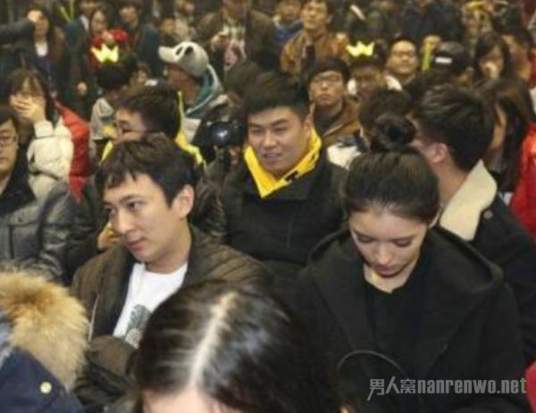 张予曦男盆友陈柏融 张予曦的各路恋情曝光