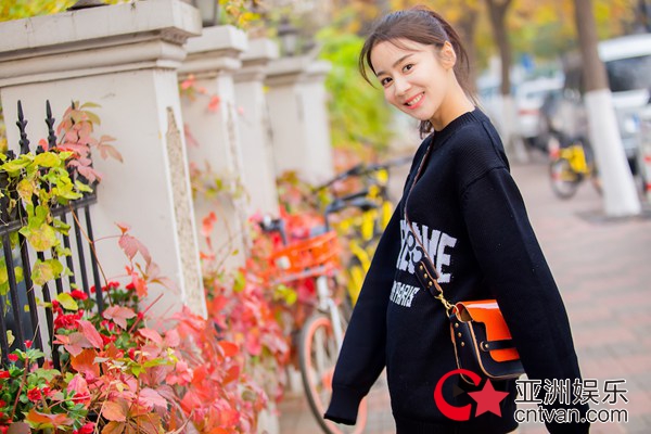 新疆小花锋芒初绽 娜吉玛与《东宫》结缘