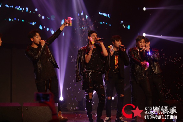 TEAMSPARK火星团出道一周年 最新单曲Move全网首发