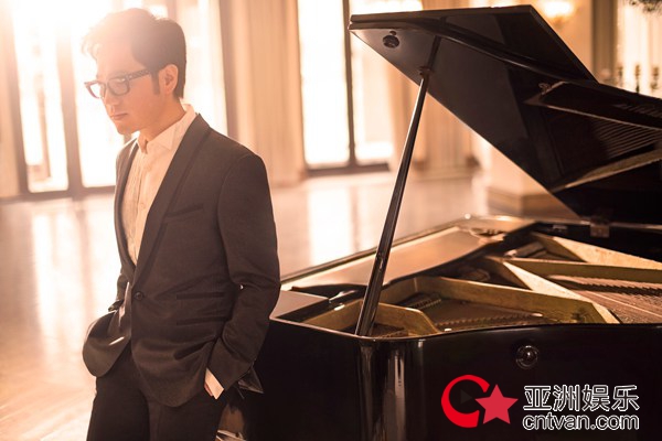 王铮亮温柔演绎《凉生》插曲 “你从未忘记”诉尽疼惜与不舍