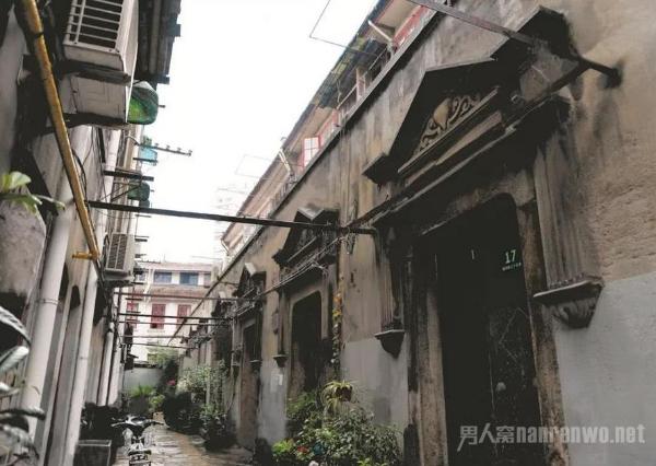 鲁迅的名人名言 不在沉默中爆发就在沉默中灭亡