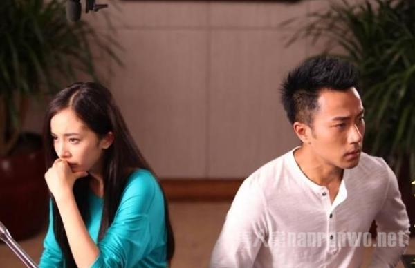 杨幂粉丝抽奖 杨幂离婚粉丝狂欢庆祝 这是什么