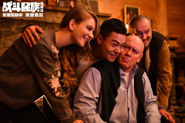 《战斗民族养成记》曝“新神曲”特辑 洗脑主题曲被编广场舞