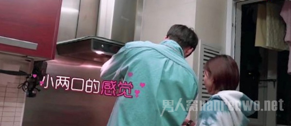 何雯娜和李辰太甜了 是节目炒作CP 还是青涩的恋情？