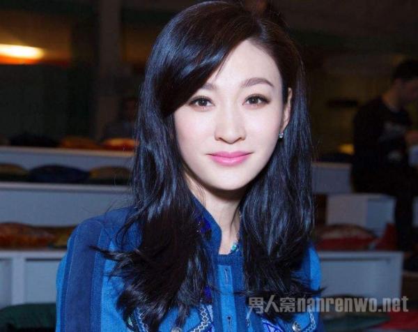 李小冉婚后生活曝光 豪宅惹人羡慕 前任男友却至今单身