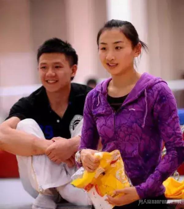 陈一冰发长文致歉 何雯娜再次躺枪 郭跃陈一冰想红不择手段？