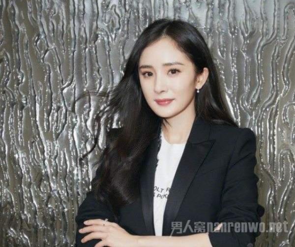 中国慈善名人榜 杨洋登杂志封面 众多明星榜上有名