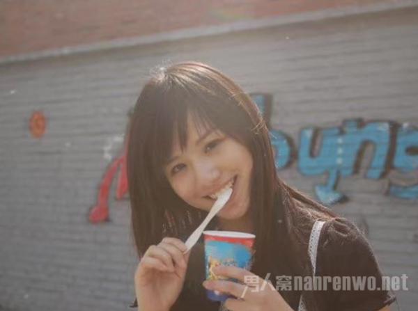 马思纯晒18岁照 从书中走出的女孩！既是七月又是小诺