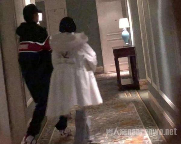 洪欣删微博 张丹峰回应出轨 疑似毕滢天涯账号曝光！