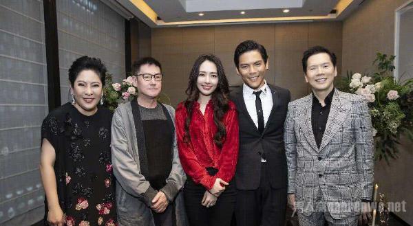 向太连续点赞向佐郭碧婷微博!竟如此满意这个