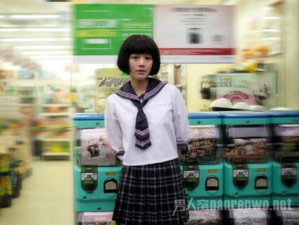 马思纯晒18岁照 从书中走出的女孩！既是七月又是小诺