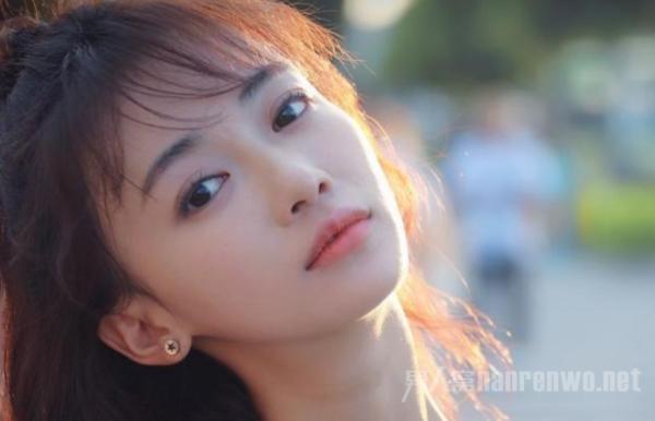 洪尧曾是非常完美嘉宾 拿吴谨言炒作后 又被扒渣男过去