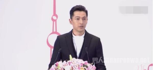 胡歌妈妈过世 与癌斗争30年还是未看到儿子成家