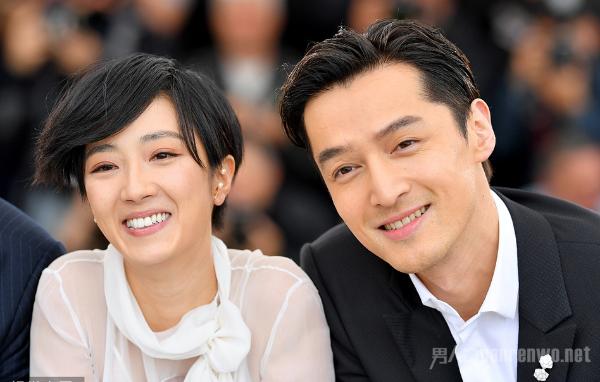 胡歌桂纶镁近距离对视惹人遐想 甜蜜眼神真的绝了